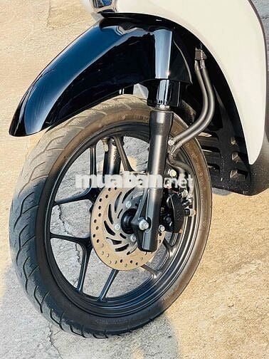 Honda SH Mode 2018 Trắng đen Smartkey