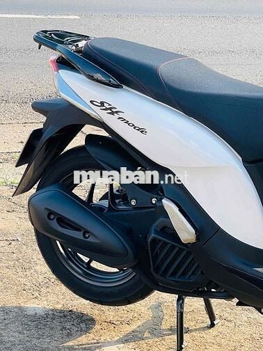 Honda SH Mode 2018 Trắng đen Smartkey