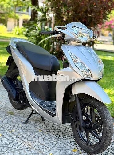 Honda Vision 2016 Bạc, nợ xấu đưa 5tr lấy xe