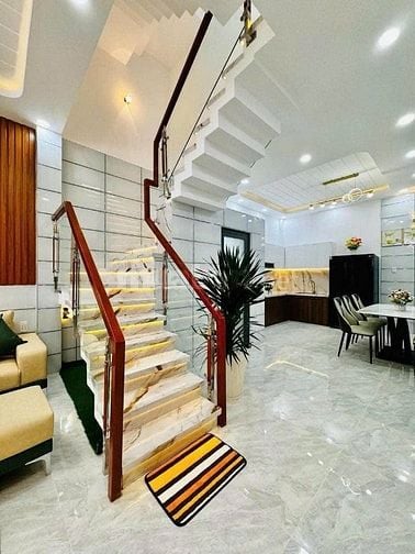 Căn 64.7m² Nơ Trang Long sổ sẵn. Xây 1 trệt 2 lầu, hẻm 4m. Gần chợ