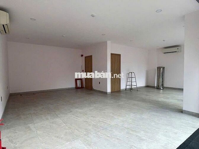 Cho Thuê Mặt Bằng Đường Lý Thường Kiệt, Quận 11 ( 9x7m - MB Rộng Rãi )