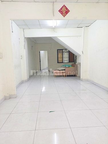 GIẢM 1 TỶ BÁN CẤP 11 TỶ. HÉM 10M LL QUÂN NHƯ MT, XE TẢI TRÁNH NHAU