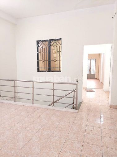 GIẢM 1 TỶ BÁN CẤP 11 TỶ. HÉM 10M LL QUÂN NHƯ MT, XE TẢI TRÁNH NHAU