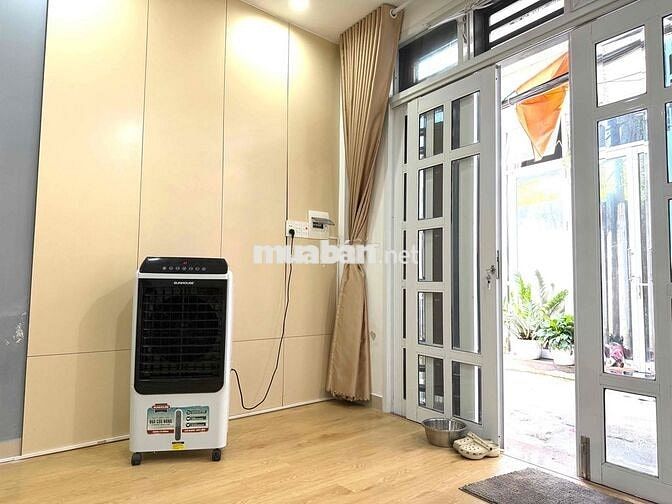 cho thuê nhà đường Nguyễn Hoàng