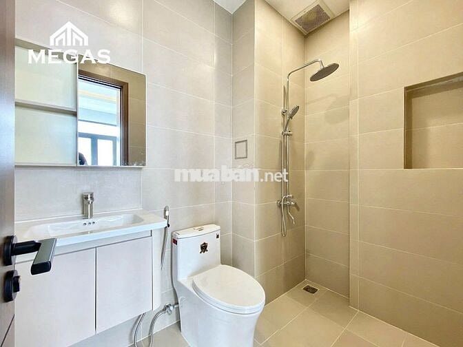 CĂN HỘ MỚI XÂY LẠC LONG QUÂN_FULL NỘI THẤT_BAN CÔNG_NGÃ TƯ BẢY HIỀN