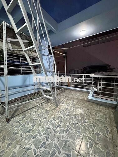 CHO THUÊ NHÀ QUẬN 10,ĐƯỜNG 3/2 ,5 TẦNG, 6PN, HẦM GIỮ XE, KHOÁ VÂN TAY
