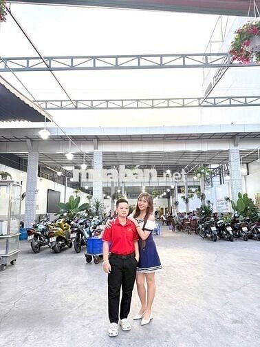 tuyển thu ngân và nhân viên phục vụ lẩu dê anh ba
