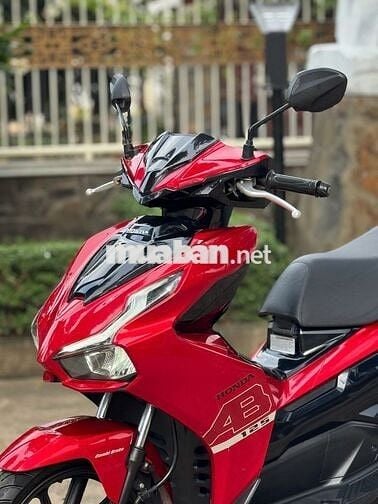 Honda Air Blade 125 2022 4Val Đỏ Mới tinh