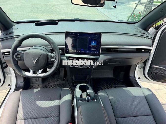 VF6 Plus 2024 siêu lướt 16.000km đẹp ko tì vết