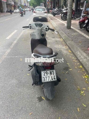 Honda Vision Trắng Hà Nội