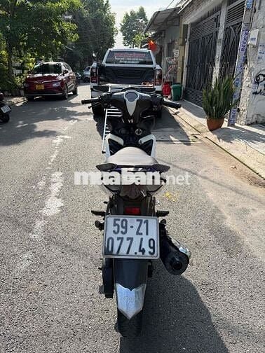 Yamaha Exciter 135 Xanh Trắng Sài Gòn