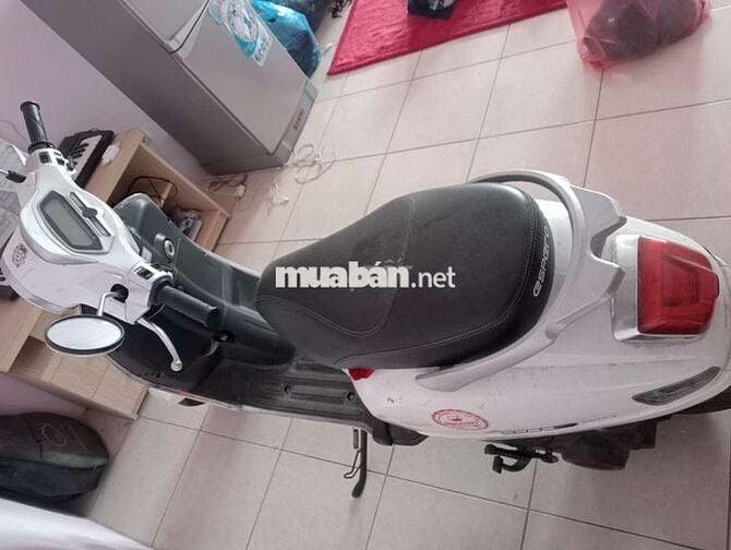 Esperro 50cc Trắng 4.000 km