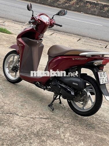 Honda Vision 2020 màu Đỏ đô