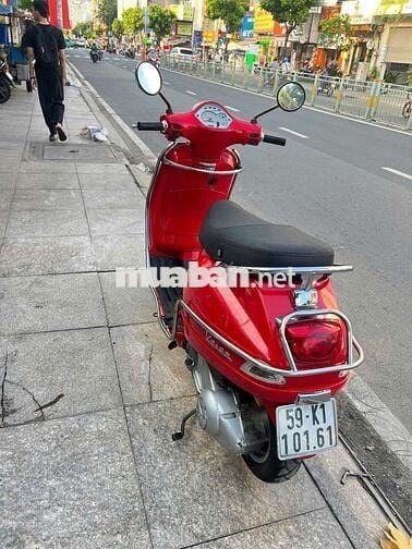 Piaggio Vespa LX ie 2012 Đỏ Đã sử dụng