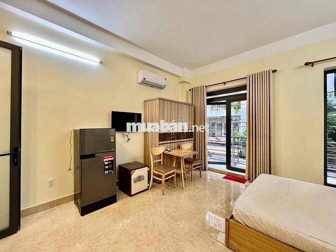 Cho Thuê Căn Hộ Bancol Máy Giặt Riêng Ngay ĐH Hoa Sen Q10