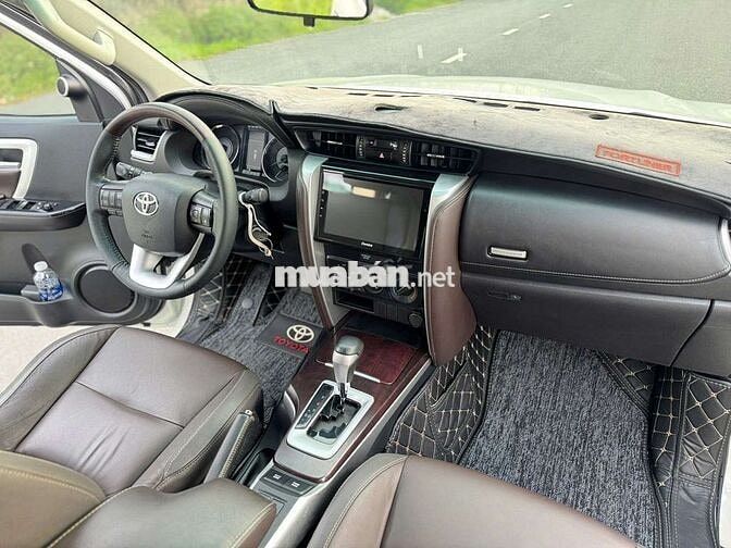 Toyota Fortuner 2.4G tự động 2019 Trắng 97.000