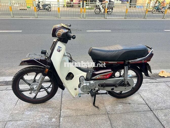 Honda Dream Thái 1997 Nâu, Trắng Đã sử dụng