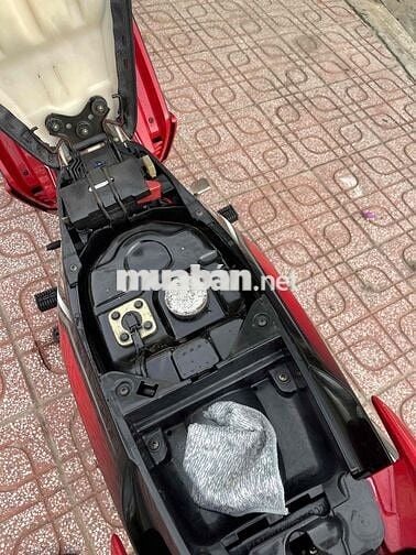 Yamaha Sirius 2010 Côn tự động Đỏ Việt Nam