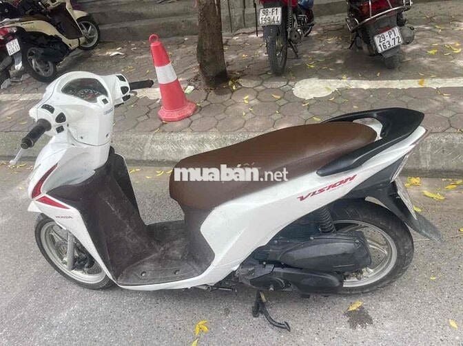 Honda Vision Trắng Hà Nội