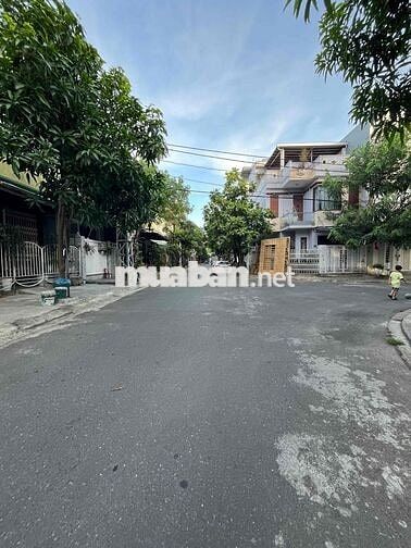 BÁN NHANH NHÀ 3 TẦNG CẨM LỆ ĐANG CÓ DÒNG TIỀN CHO THUÊ 200TR/Năm