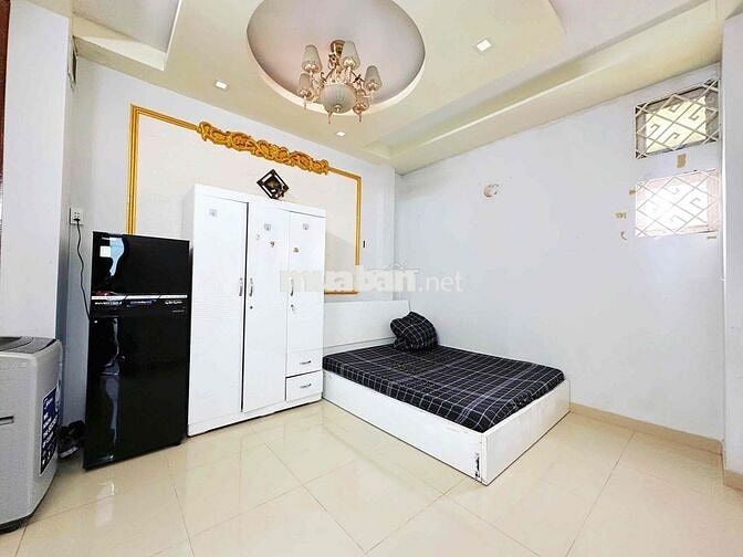 PHÒNG CỬA SỔ 30M2 | FULL NT | MÁY GIẶT RIÊNG | NGAY CMT8 Q10