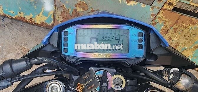 Suzuki Raider Xanh đen cam Xe máy thể thao