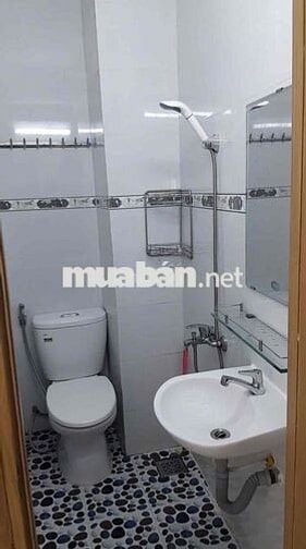 cho thuê phòng trọ 670/9 đoàn văn bơ phường 16 quận 4