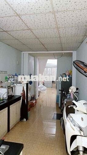 Hẻm rộng 3m,xe ba gác chạy đến nhà, khu dân trí cao an ninh