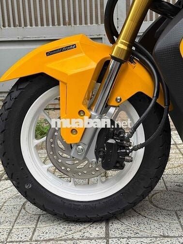 Honda Zoomer X 2020 Thái Lan Vàng Đen