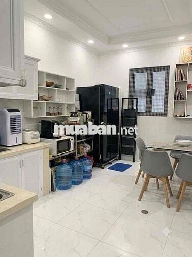 Quận 7 - 4 Tỷ 990 - 7 Chỗ Tới Nhà - Nhà 3 Tầng 46m² - 4PN - Ngay UBND