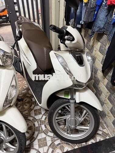 Honda SH160i 2023 Trắng Odo 4959km Chính Chủ