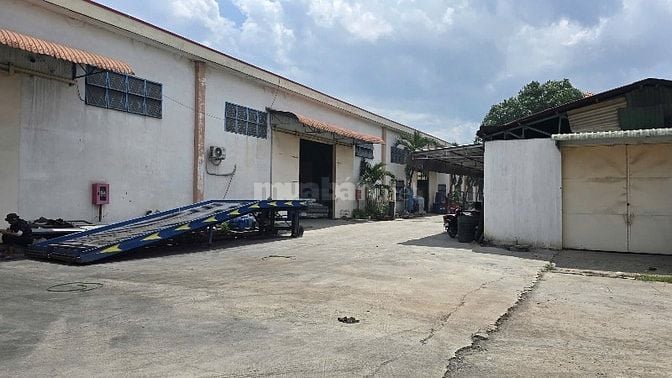 Bán Xưởng Khu Công Nghiệp Hoàng Gia . Long An 