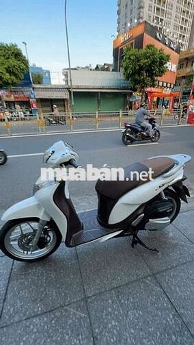 Honda SH Mode 2018 Trắng Đã sử dụng