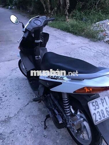 Honda Click 2011 Trắng Máy Móc Êm Ru