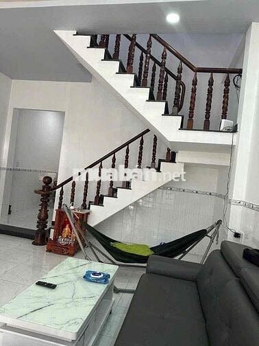 NHÀ HẺM XE HƠI GẦN NGÃ 4 GA 2 PN GIÁ 7 TRIỆU