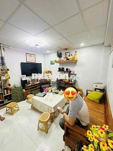 bán nhà tập thể 145/3 Dương Tử Giang chính chủ lầu 1