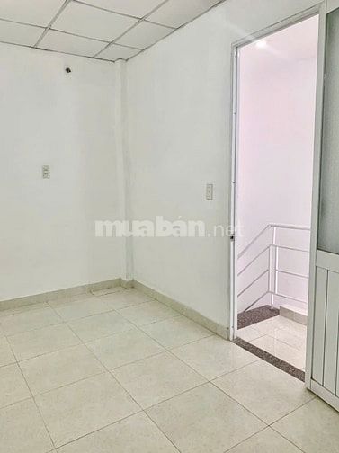 Bể Nợ Bán Ngộp Nhà Lầu 4x12 Mặt Tiền Lộ Nhựa Chỉ 575 Triệu
