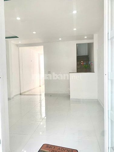 Bể Nợ Bán Ngộp Nhà Lầu 4x12 Mặt Tiền Lộ Nhựa Chỉ 575 Triệu