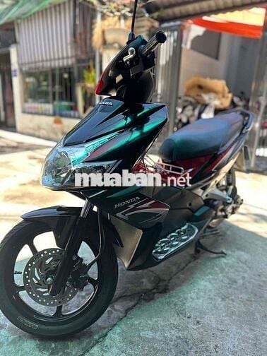 Honda Air Blade Đỏ đen đã sử dụng