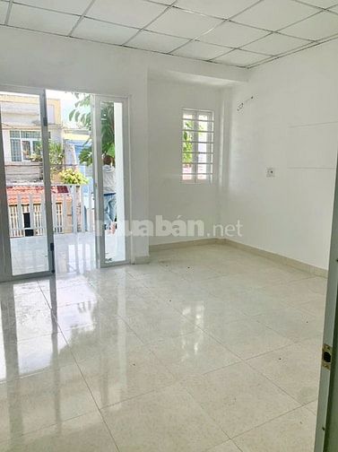 Bể Nợ Bán Ngộp Nhà Lầu 4x12 Mặt Tiền Lộ Nhựa Chỉ 575 Triệu