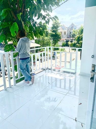 Bể Nợ Bán Ngộp Nhà Lầu 4x12 Mặt Tiền Lộ Nhựa Chỉ 575 Triệu