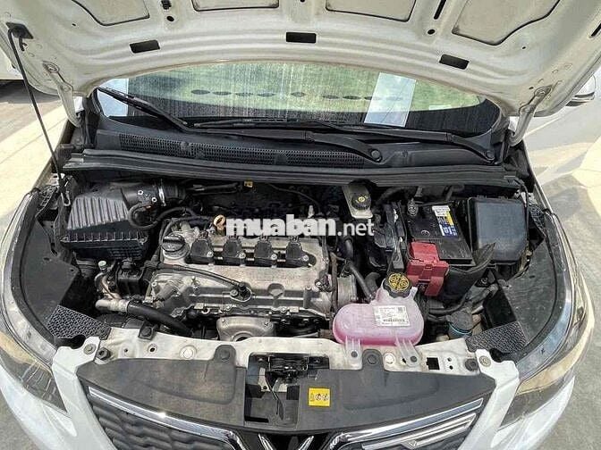 VinFast Fadil 2020 Tiêu chuẩn Trắng Tự động