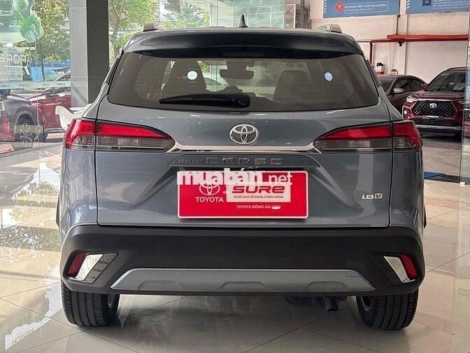 COROLLA CROSS 1.8V 2022 - 650TR THƯƠNG LƯỢNG
