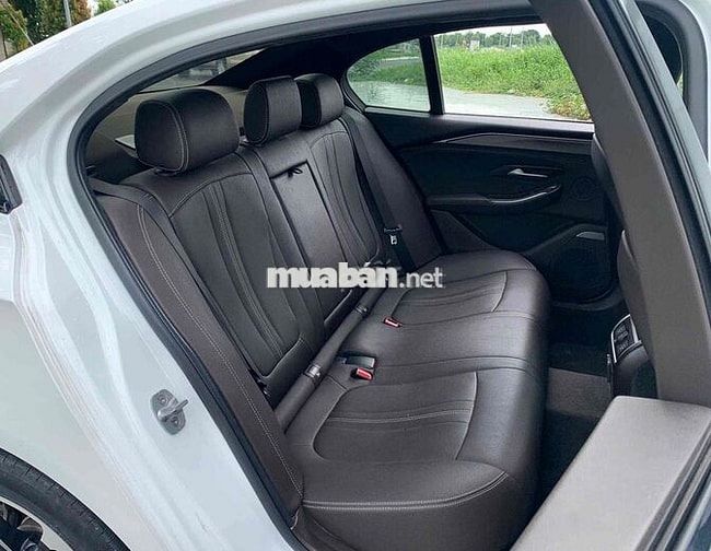 VinFast Lux A 2.0 BASE 2019 Trắng 48.000 Km