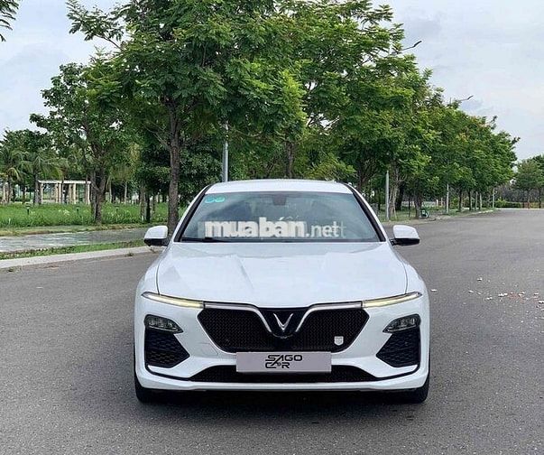 VinFast Lux A 2.0 BASE 2019 Trắng 48.000 Km