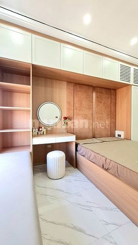 Ô tô vào nhà – 5 tầng thang máy – trung tâm Đan Phượng – đón sóng Vành