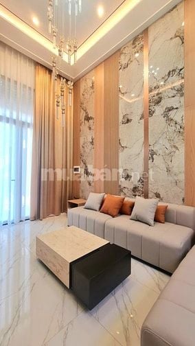 Ô tô vào nhà – 5 tầng thang máy – trung tâm Đan Phượng – đón sóng Vành