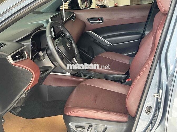 COROLLA CROSS 1.8V 2022 - 650TR THƯƠNG LƯỢNG