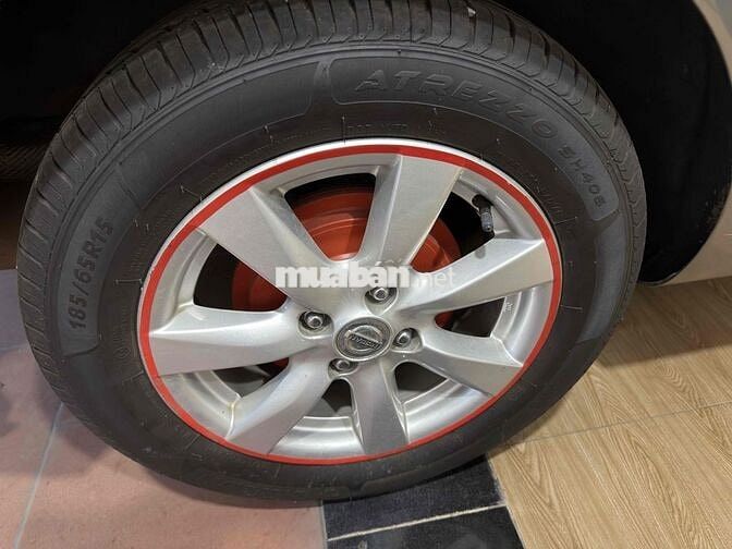 Nissan Sunny XV 2016 Tự động Xám 74.000 km