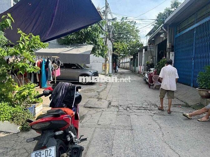 Ngộp bank 162m² Bình Tân dg Tây Lân DT 5.35 nở 9*26 chỉ 40tr m2